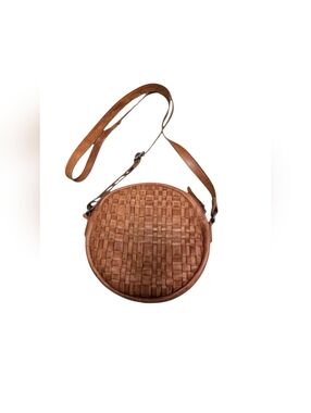 Vilenca Holland Round Leather Woven Crossbody Purse